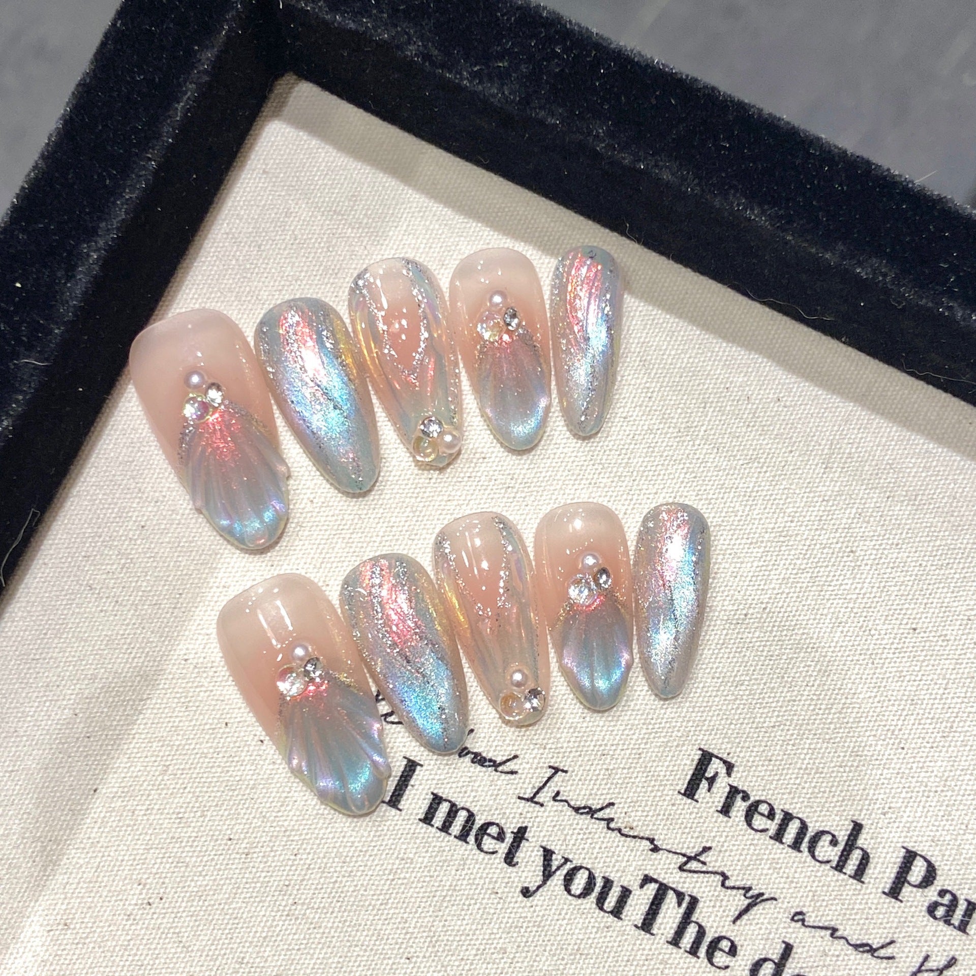 Chasing Light Series-Dream Fishtail Nail Art