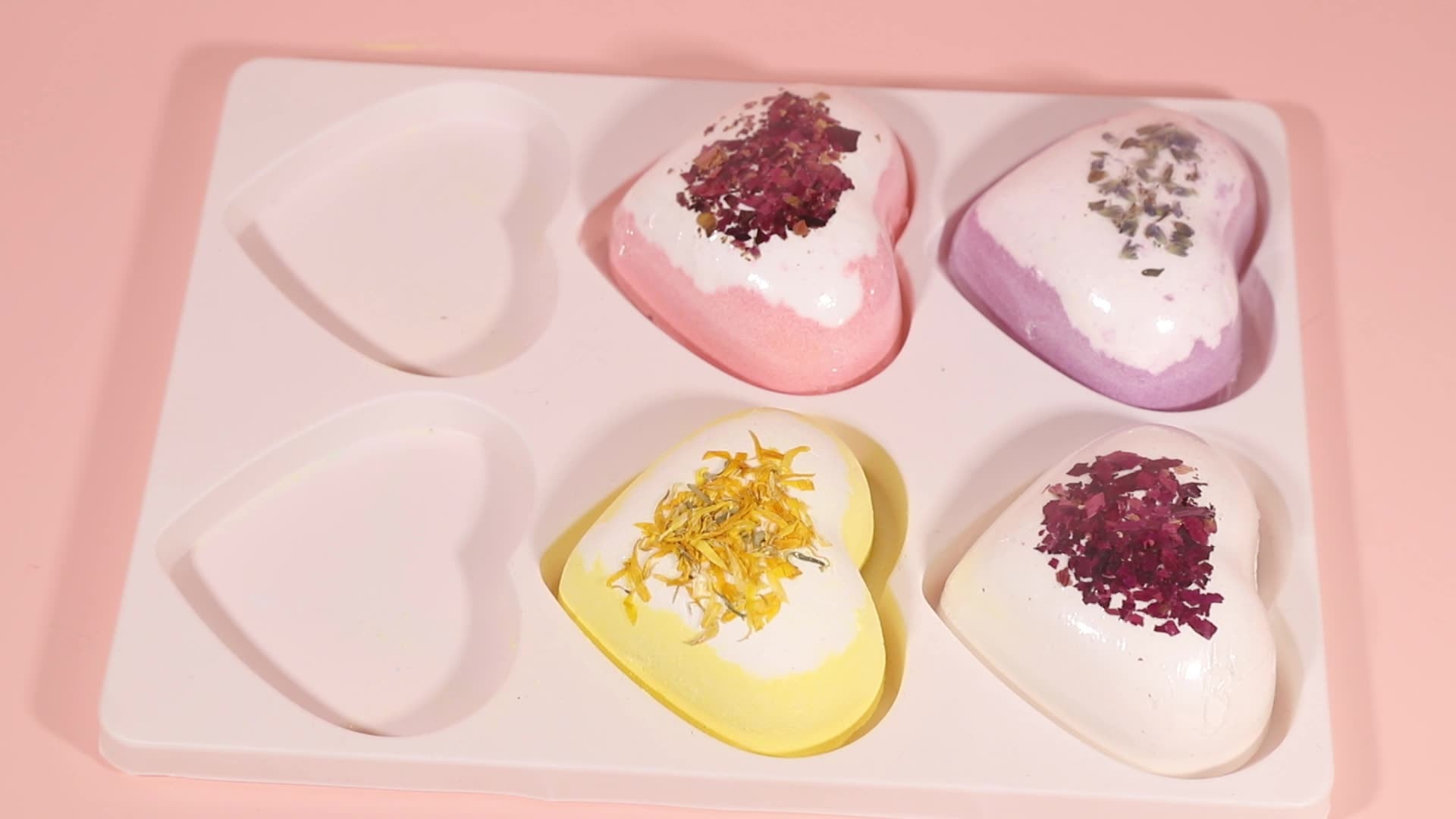 Dried Flower Heart Bath Bomb Set